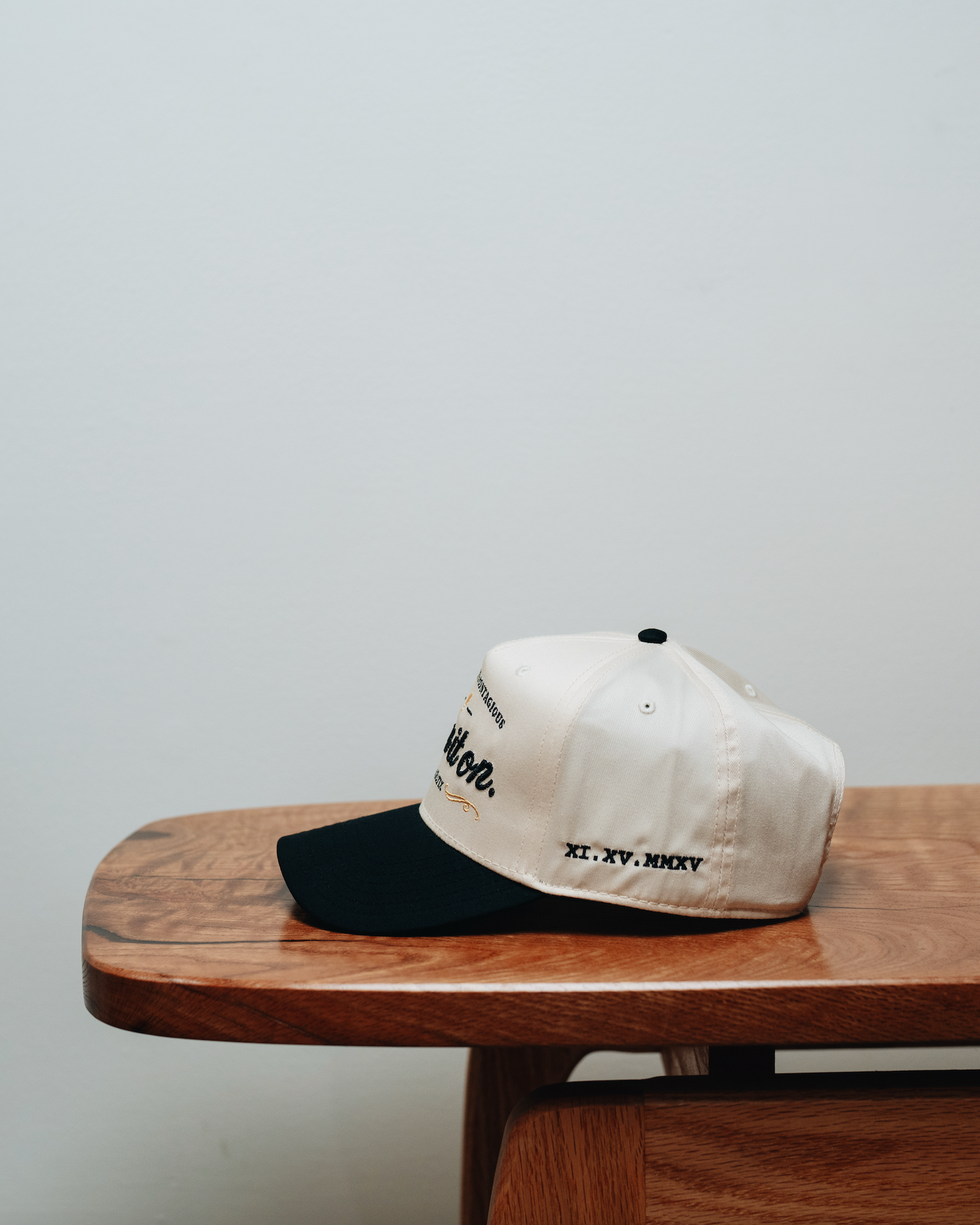 pass it on (vintage black)